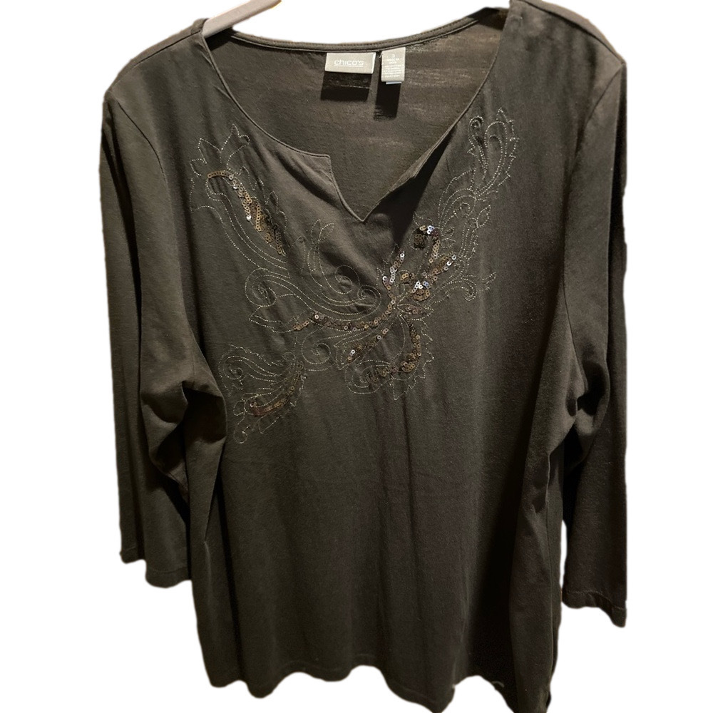 44. WOMENS CHICO’S 3/XL DETAIL TOP